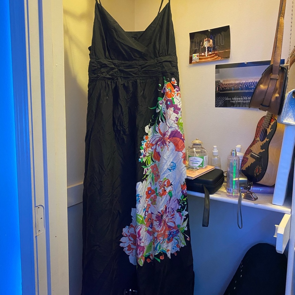 LaneBryant sz 18 Long black flower dress